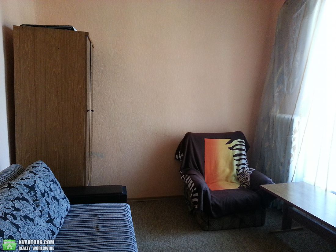 Rent out 1-room apartment. Днепропетровск, ленина — photo 1