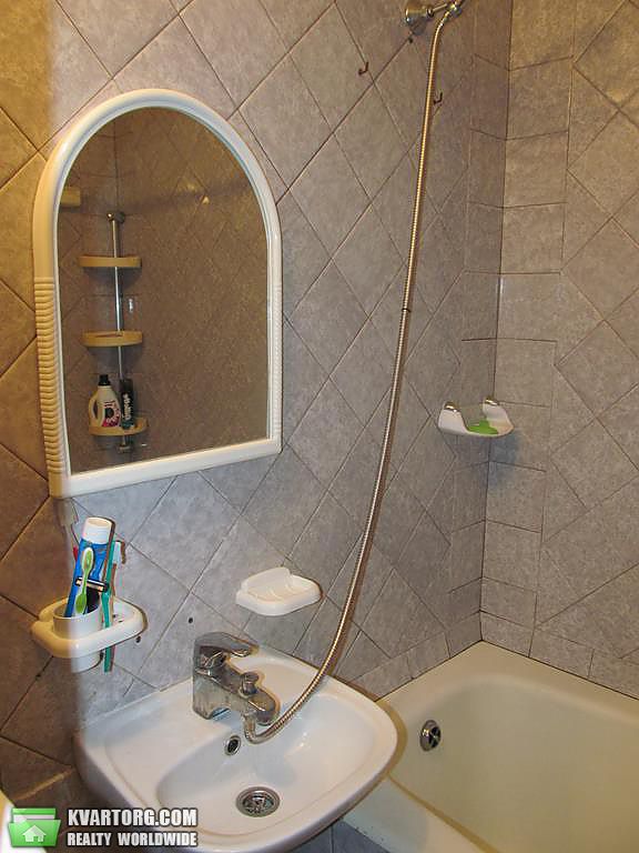 Rent out 1-room apartment. Киев,  Приречная — photo 10