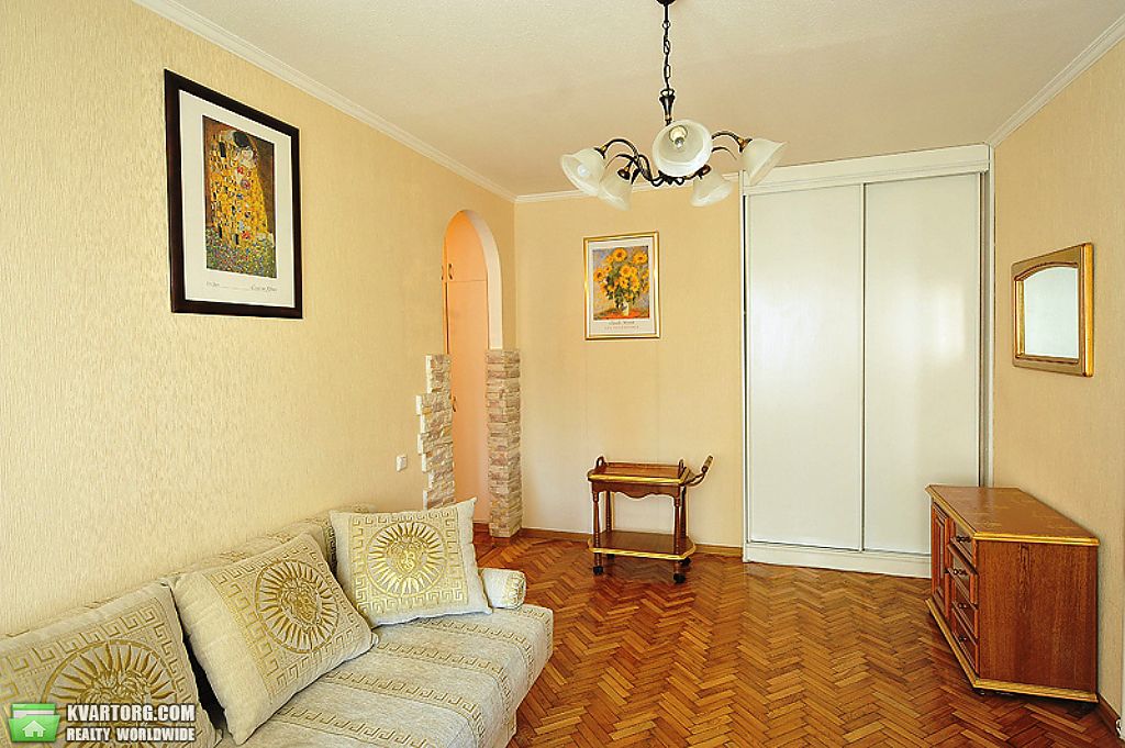 Sell 2-room apartment. Киев, Красноармейская — photo 3
