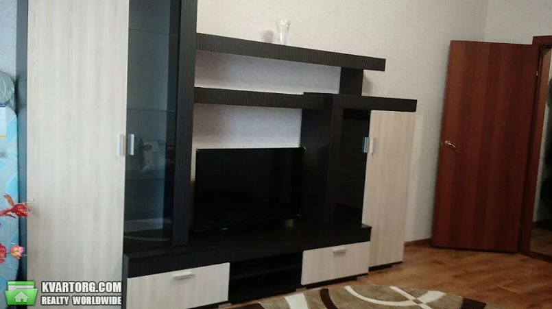 Rent out 1-room apartment. Киев,  Ясиноватский пер — photo 5