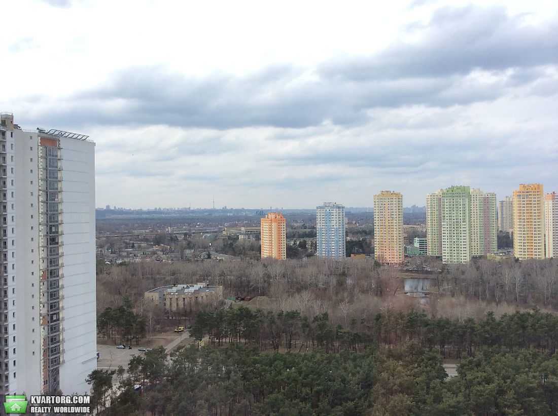 Sell 3-room apartment. Киев,  Дарницкий бул — photo 1