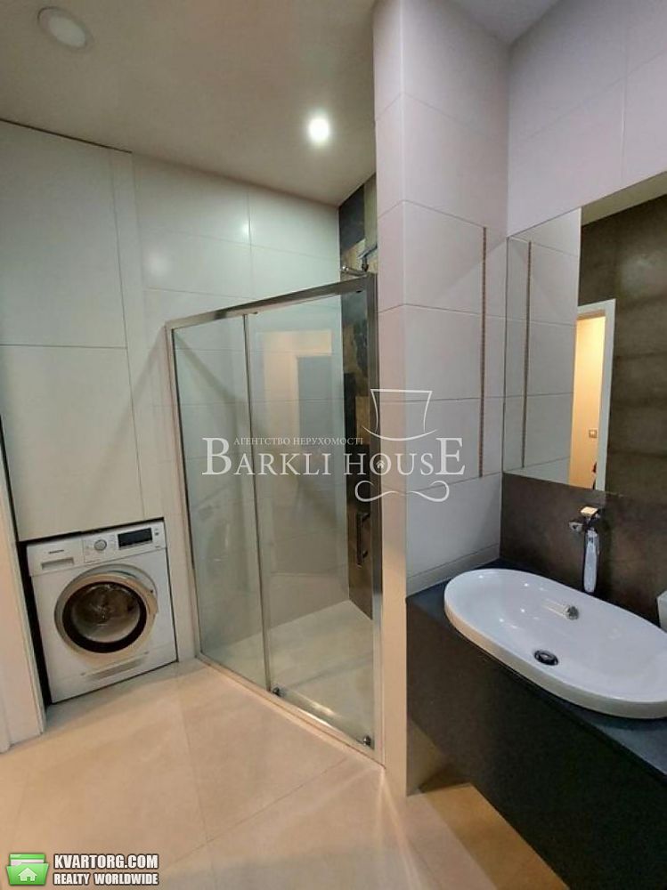 Rent out 3-room apartment. Киев,  Глубочицкая — photo 9