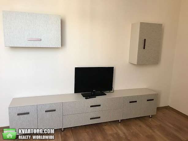 Rent out 1-room apartment. Киев,  Пчелки — photo 1