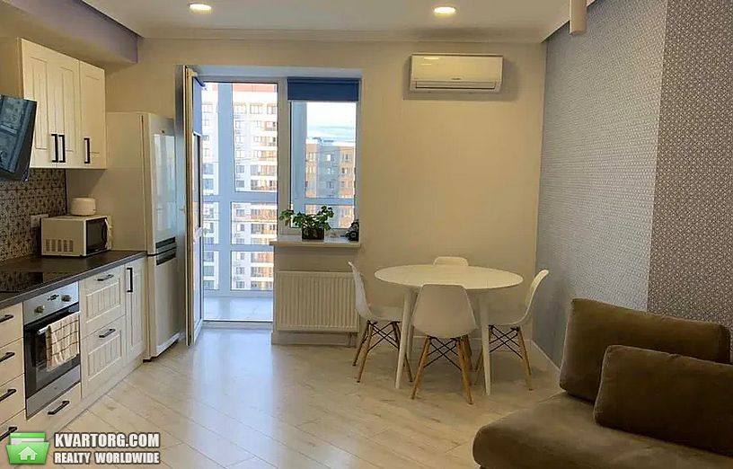 Rent out 2-room apartment. Киев, Скрипника — photo 1
