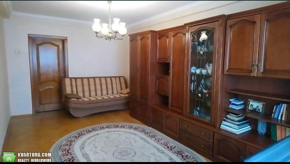 Sell 2-room apartment. Киев,  Смолича — photo 3