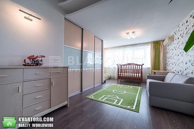 Sell 3-room apartment. Киев,  Старонаводницкая — photo 4