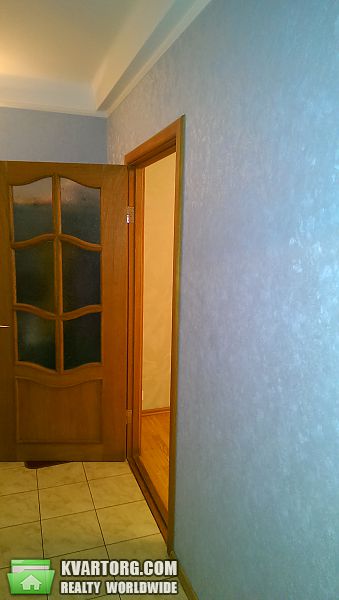 Sell 2-room apartment. Киев, Щорса — photo 9