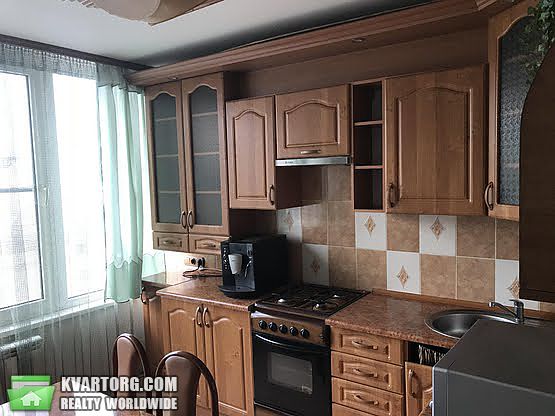 Rent out 2-room apartment. Киев,  Дмитриевская — photo 1