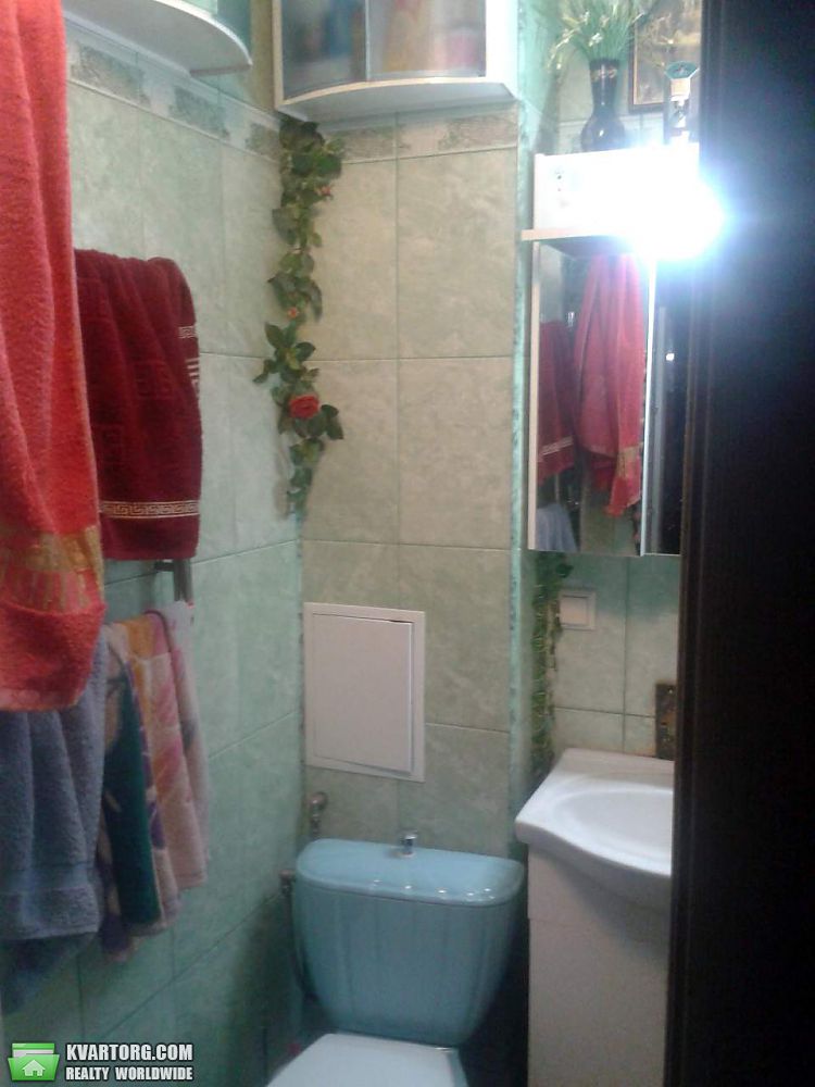 Sell 1-room apartment. Киев,  Мичурина — photo 3