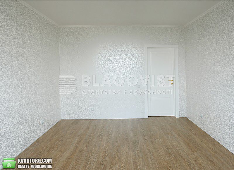 Sell 3-room apartment. Киев,  Харьковское шоссе — photo 9