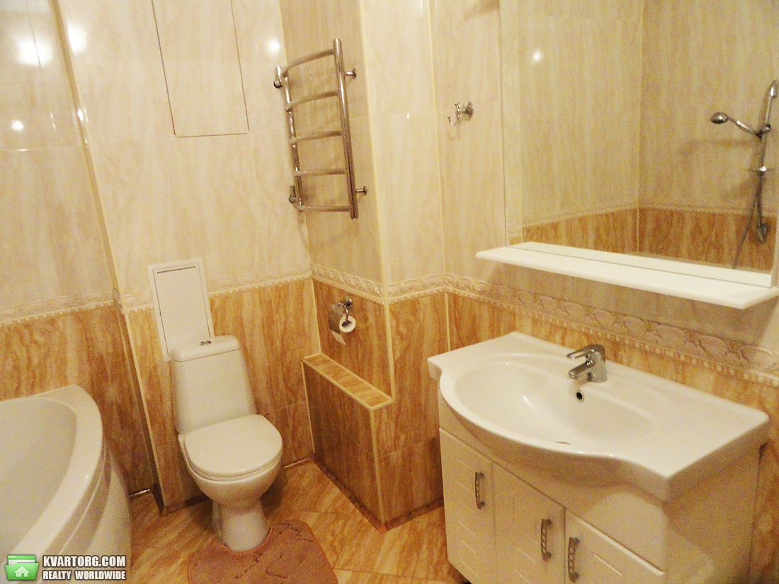 Rent out 2-room apartment. Киев,  Днепровская наб — photo 3