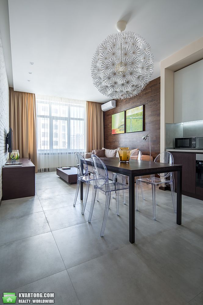 Rent out 2-room apartment. Киев,  Драгомирова — photo 4