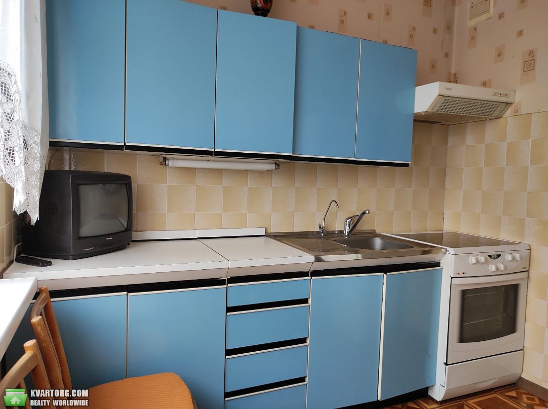 Rent out 3-room apartment. Киев,  Каштановая — photo 7