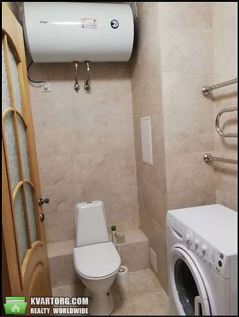 Rent out 2-room apartment. Киев,  Комбинатная — photo 7