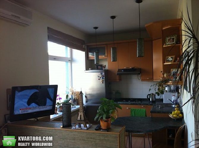 Sell 3-room apartment. Киев,  Межигорская — photo 1