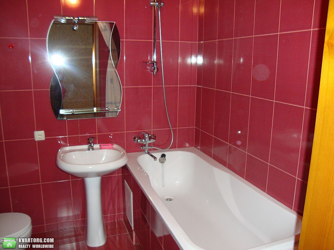 Rent out 2-room apartment. Киев,  Голосеевская — photo 6