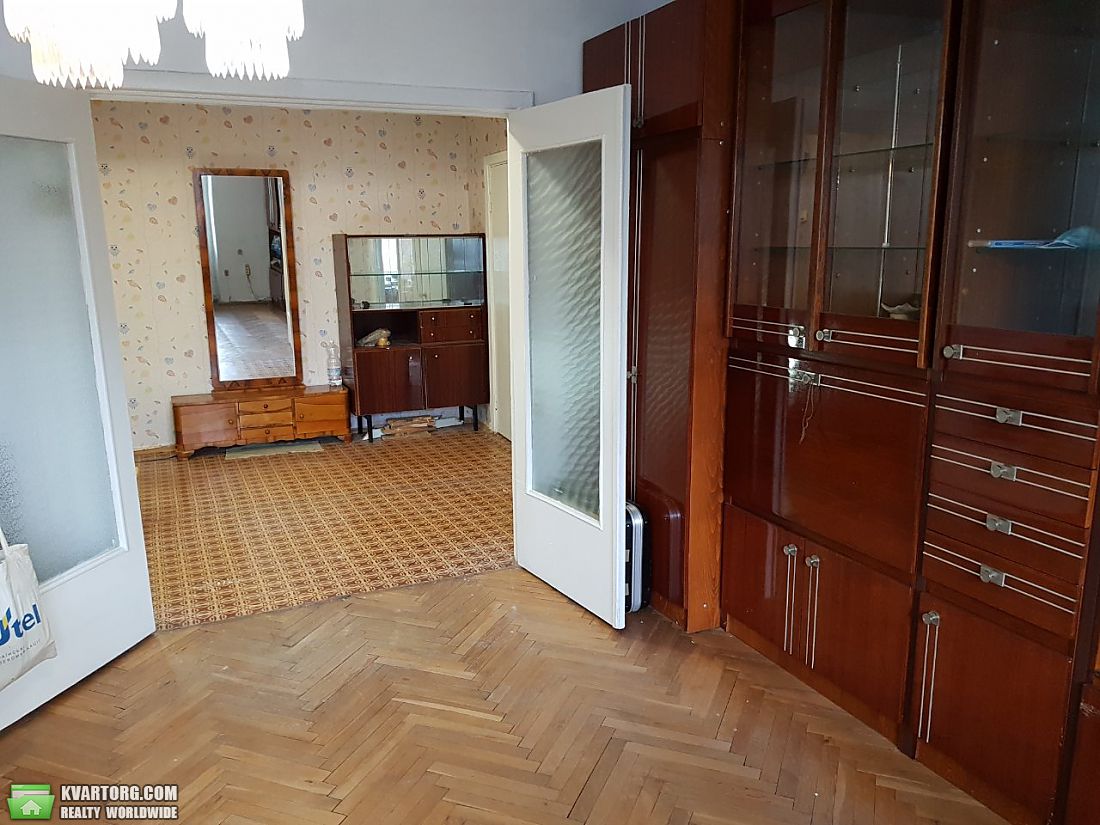 Sell 2-room apartment. Киев,  Жилянская — photo 2