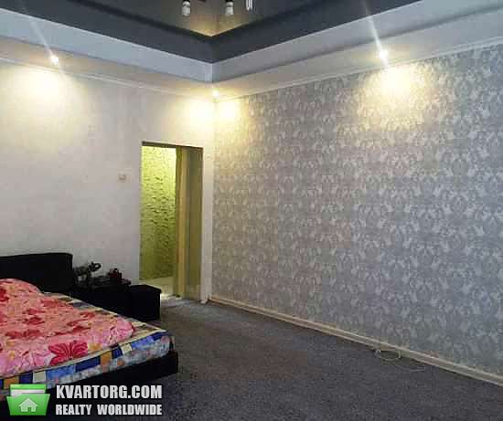 Sell 2-room apartment. Киев,  Вузовская — photo 1