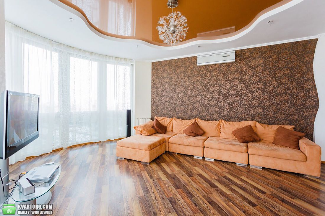 Rent out 3-room apartment. Киев,  Тимошенко — photo 4