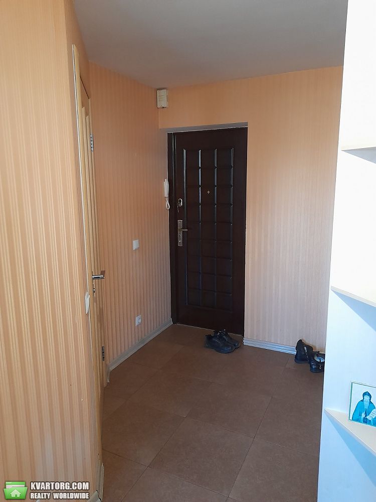Rent out 1-room apartment. Киев, Миропольская — photo 6