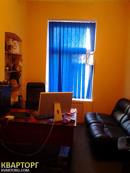 Rent out office. Киев,  Михайловская — photo 1