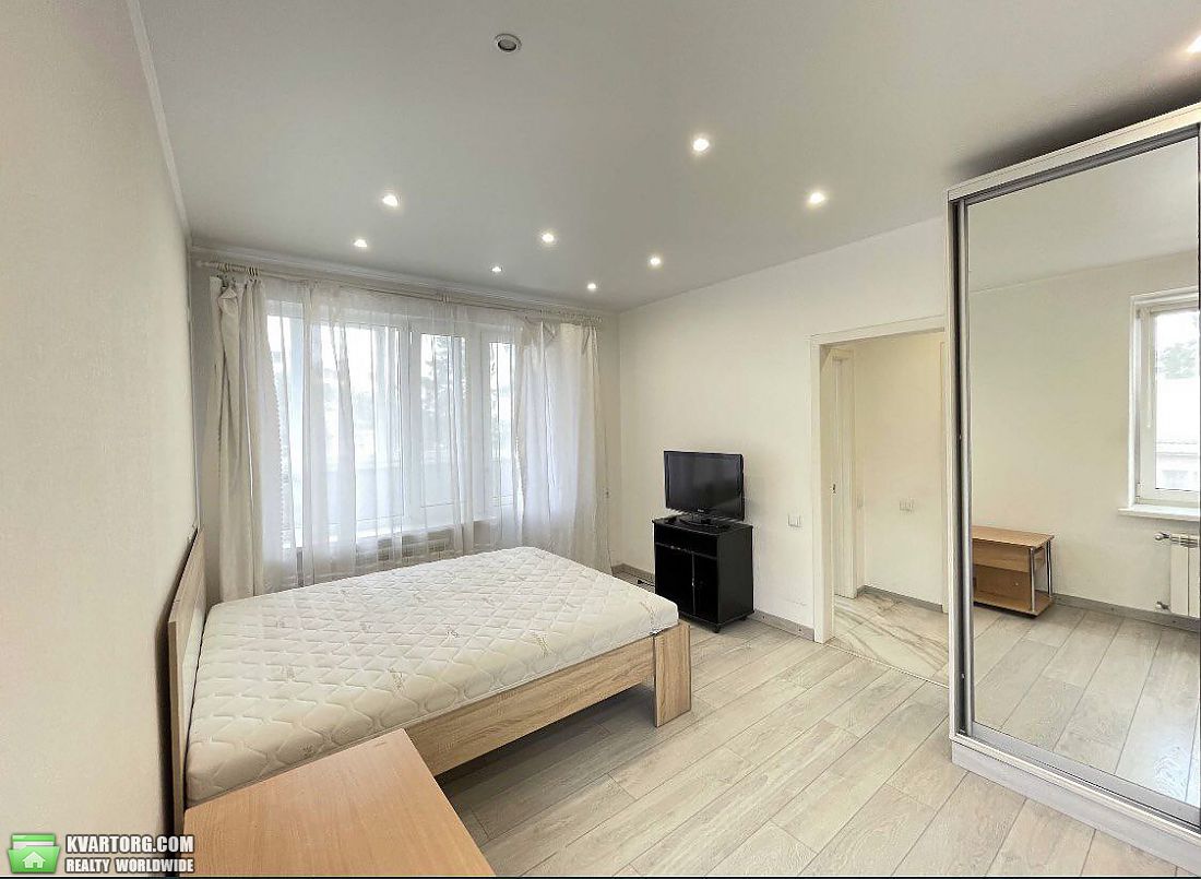 Sell 1-room apartment. Киев,  Пушкинская — photo 1