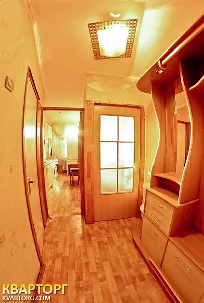 Sell 1-room apartment. Киев,  Пражская — photo 2
