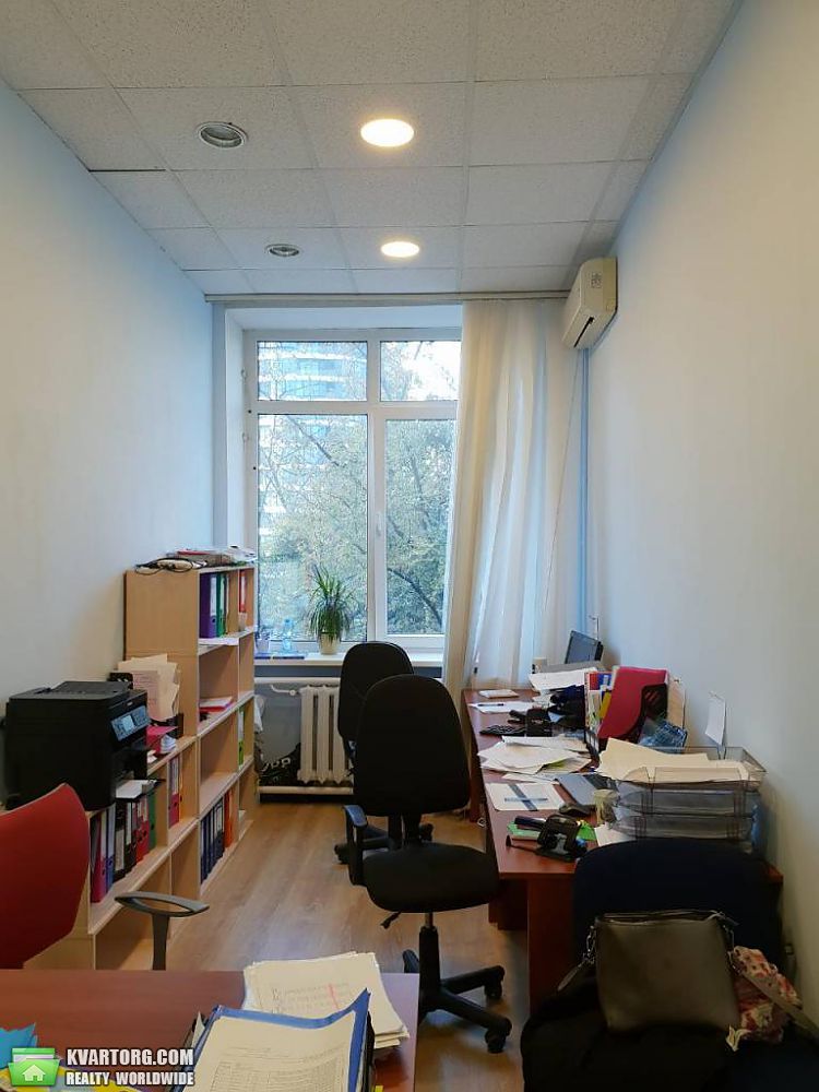 Rent out office. Киев, Коновальца — photo 9