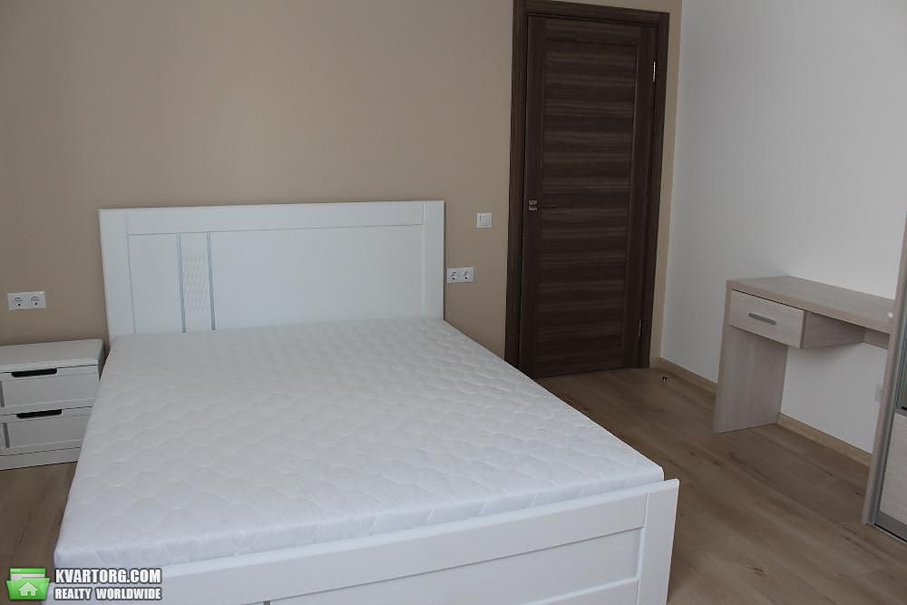 Rent out 2-room apartment. Киев,  Драгоманова — photo 5