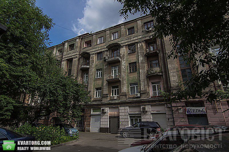 Sell 3-room apartment. Киев,  Воровского — photo 1