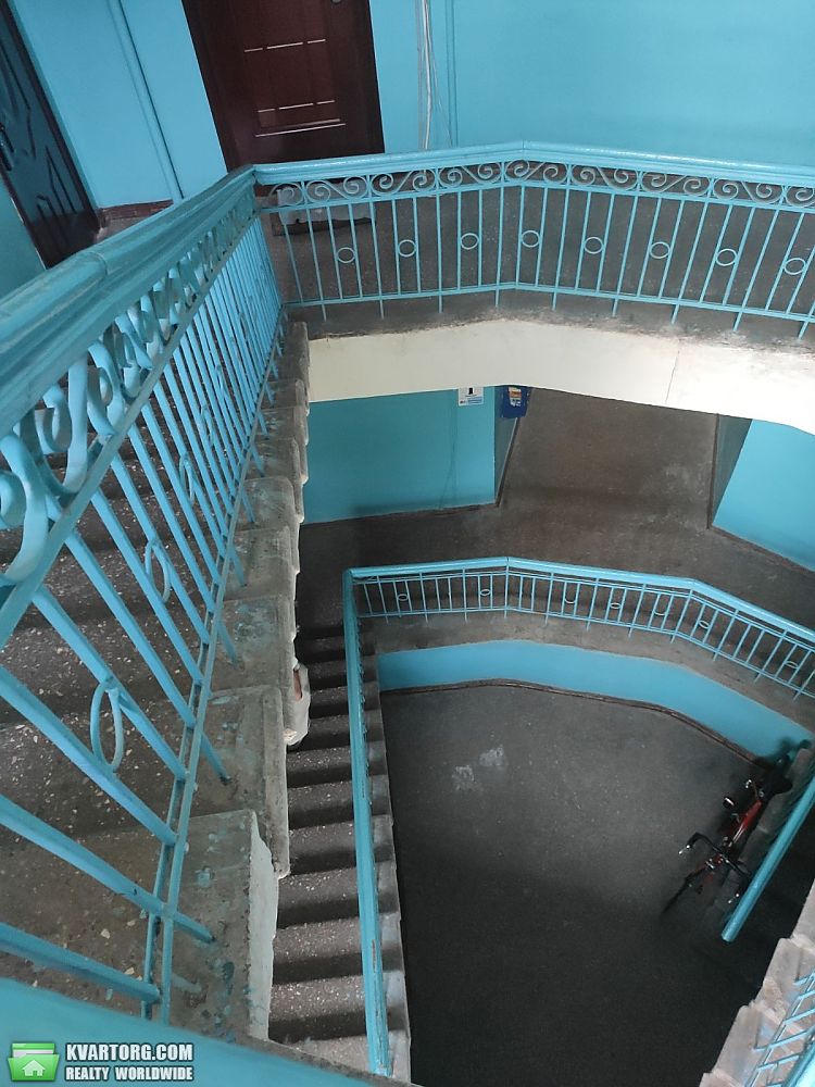 Rent out 1-room apartment. Киев, Мартиросяна — photo 2