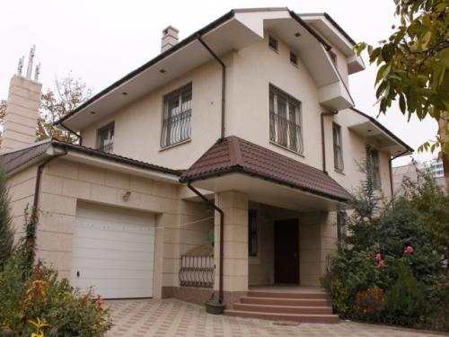 Sell house. Одесса, Компасный пер. — photo 1