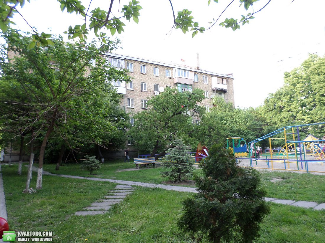 Sell 2-room apartment. Киев,  Набережно-Луговая — photo 6