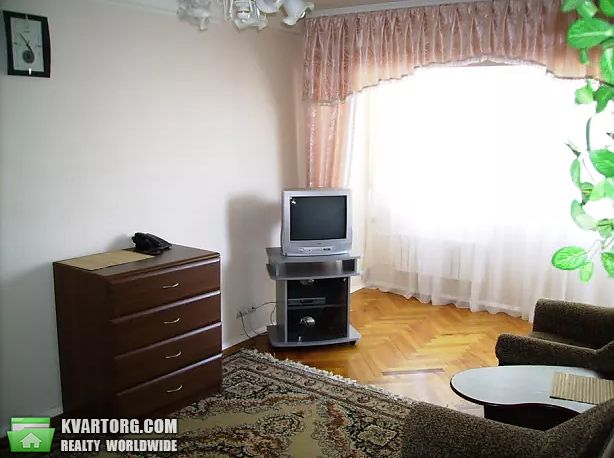 Rent out 1-room apartment. Киев, Иорданская — photo 3