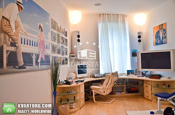 Rent out 3-room apartment. Киев,  Большая Житомирская — photo 3