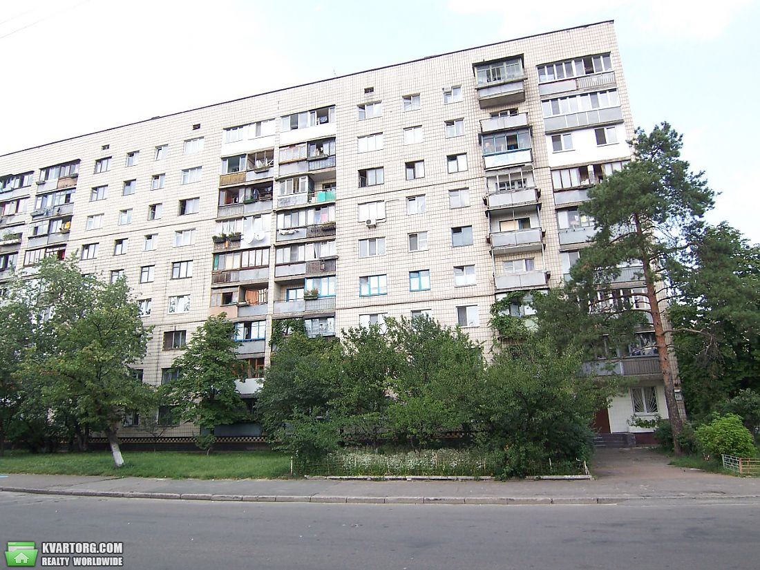 Sell 3-room apartment. Киев,  Российская — photo 1
