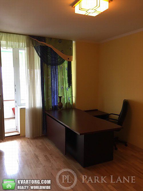 Sell 4-room apartment. Киев,  Харьковское шоссе — photo 4