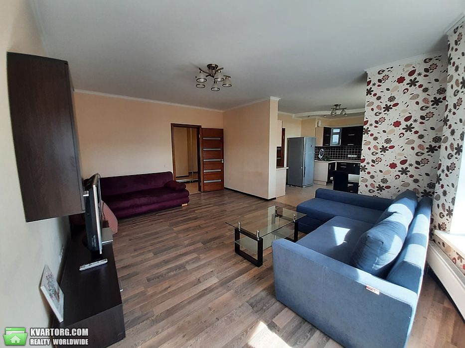 Rent out 2-room apartment. Киев, Сикорского — photo 8