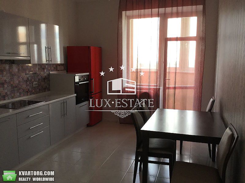 Rent out 2-room apartment. Киев,  Лабораторный пер — photo 2