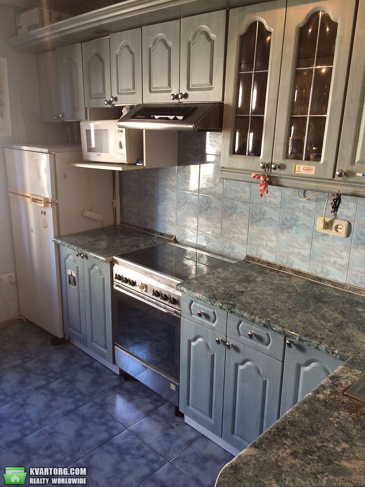 Sell 3-room apartment. Днепропетровск, Семафорная — photo 1