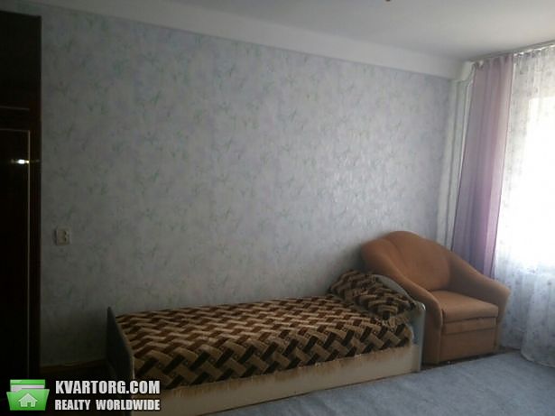 Rent out 2-room apartment. Киев,  Саратовская — photo 5