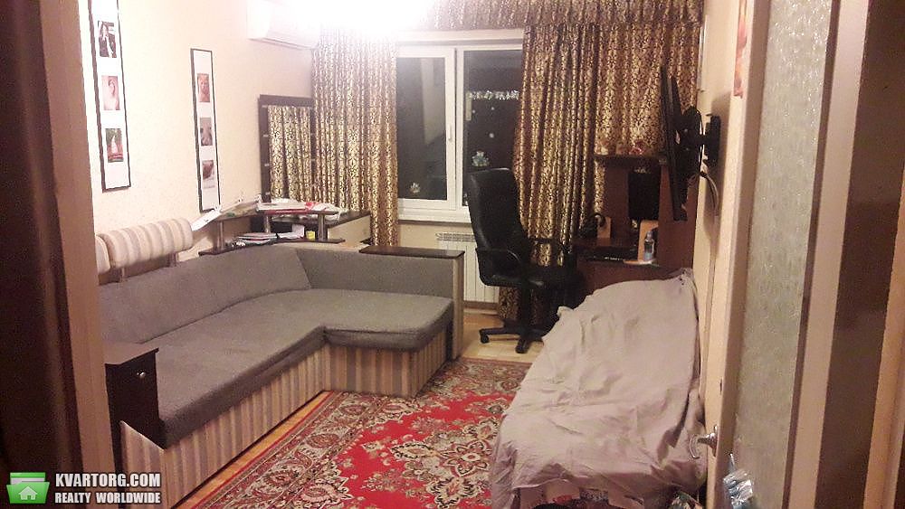 Sell 1-room apartment. Киев,  Вышгородская — photo 3