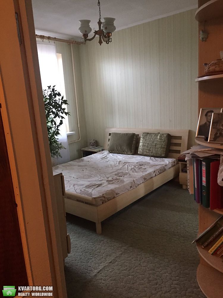 Sell 3-room apartment. Киев,  Свободы пр — photo 10