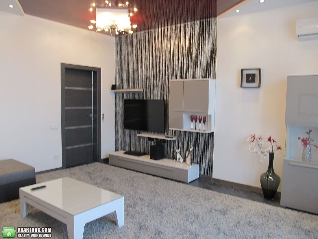 Rent out 1-room apartment. Киев,  Дружбы Народов бул — photo 6