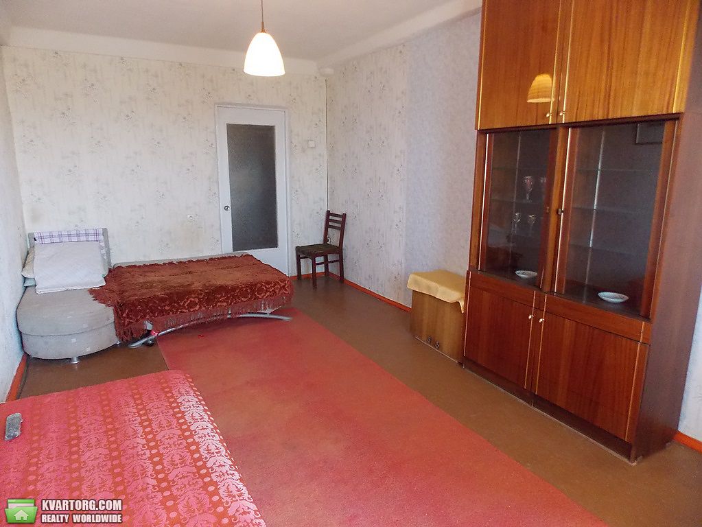 Rent out 1-room apartment. Киев,  Богатырская — photo 1