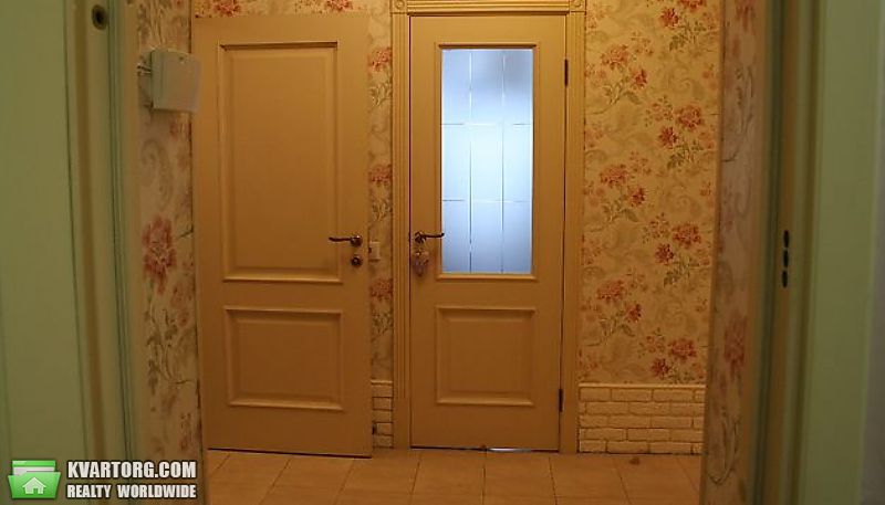Sell 2-room apartment. Киев,  Хмельницкая — photo 2