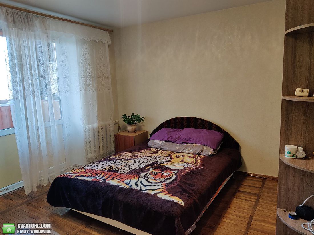 Rent out 1-room apartment. Киев, харченко — photo 5