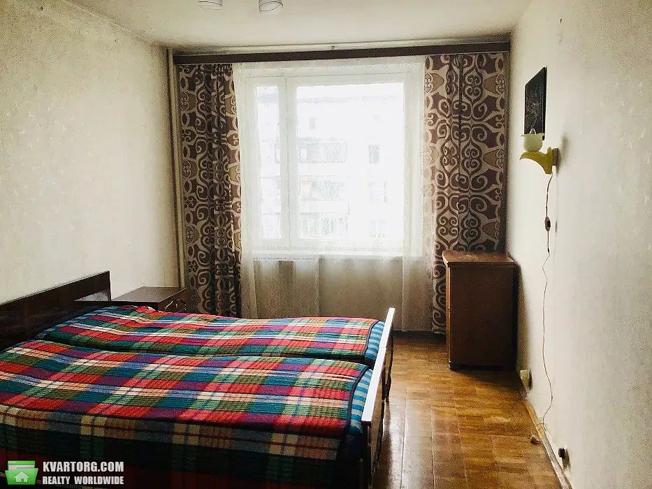 Sell 3-room apartment. Киев,  Ушакова — photo 1