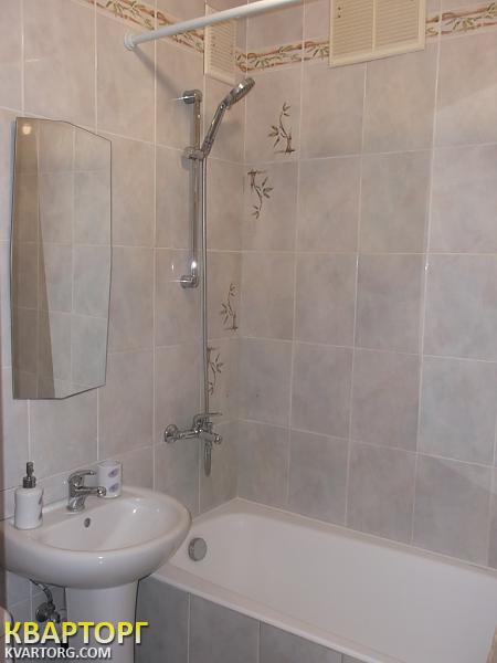Rent out 1-room apartment. Киев,  Никольско-Ботаническая — photo 6