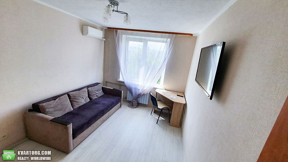 Rent out 3-room apartment. Харьков, Валентиновская 20, — photo 1